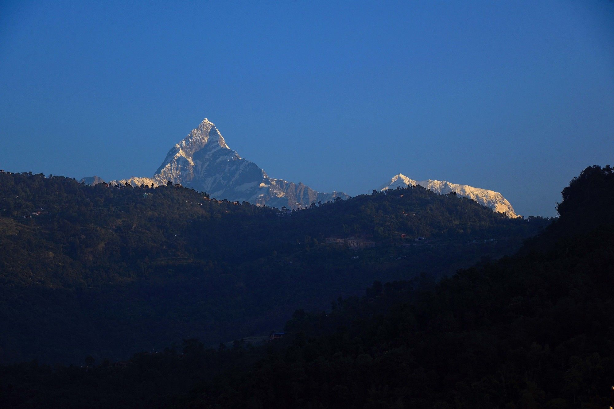 Hotel Queens Park Pokhara Exterior foto